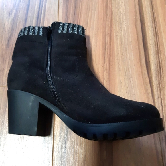 Black Chunky Ankle Boots - Picture 4 of 4